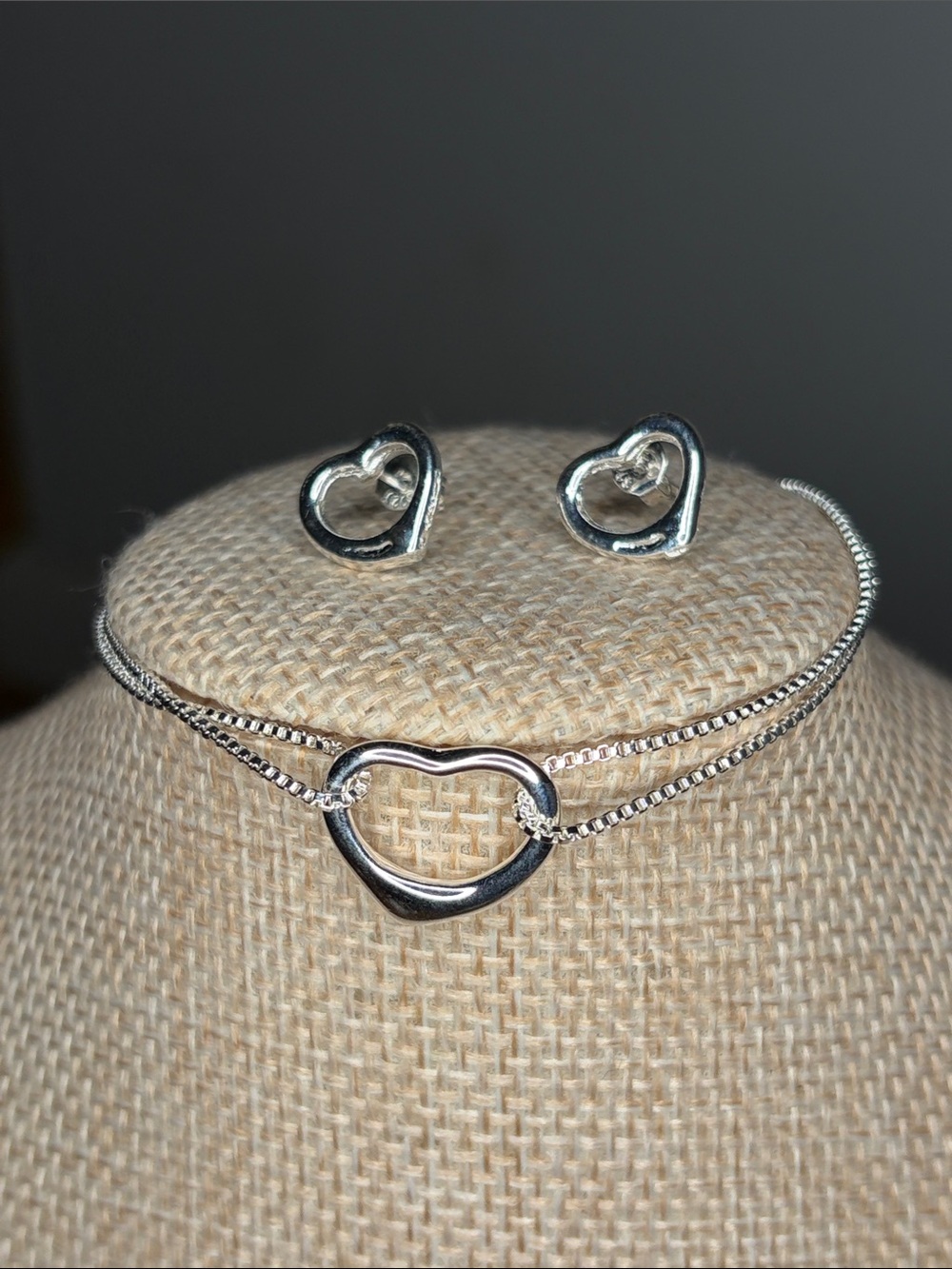Silver Heart Bravelet and Stud Earring Set - 925